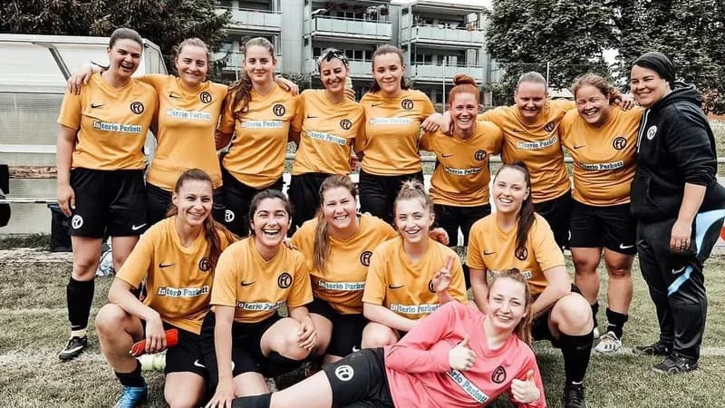 Pleite im Aufstiegsrennen - Frauen mit Torspektakel-Remis