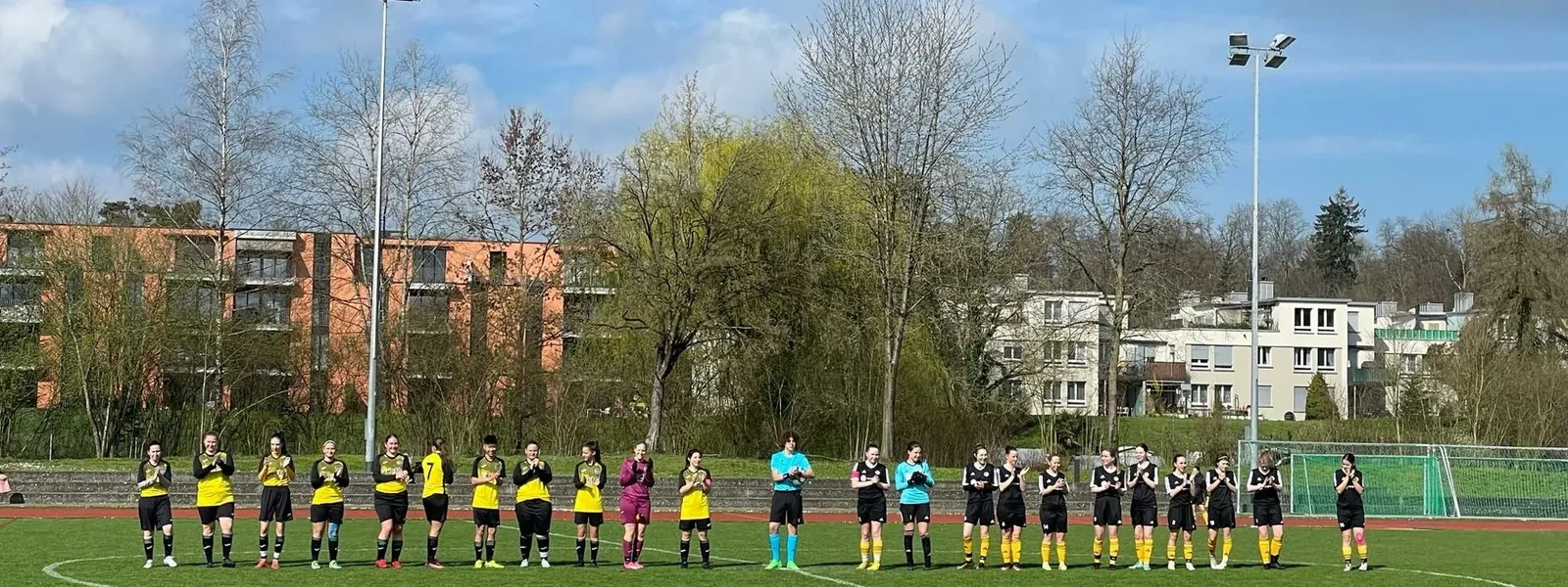 Remis im ersten Heimspiel